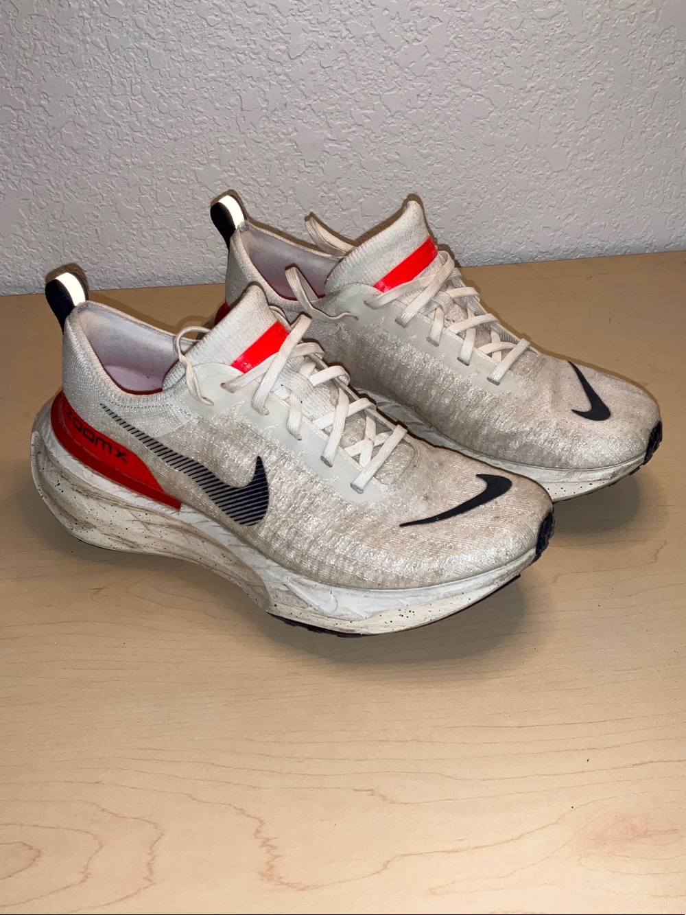 Nike Invincible 3 Running Shoes White Orange Men’s Size 9